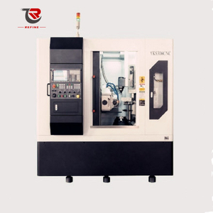 YKS3118A Küçük CNC Dişli Kesme Makinası 